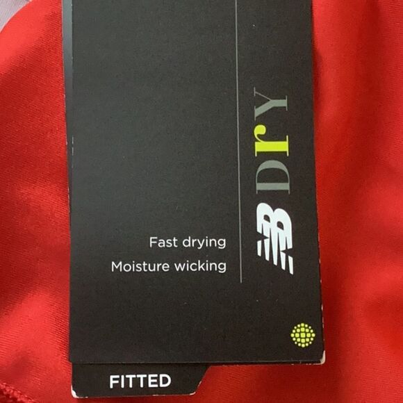 NEW BALANCE NWT WOMENS FITTED FAST DRYING MOISTURE WICKING TOURNAMENT DRESS LG - Picture 9 of 10